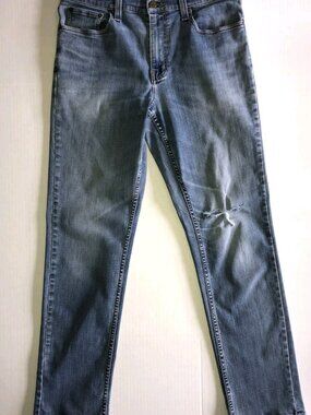 LL Bean Jeans Mens 33x32 Classic Fit Light Wash Denim Straight Leg Cotton